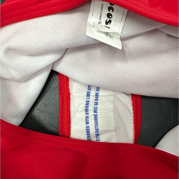 Red Swim Set - Picture 4 of 10